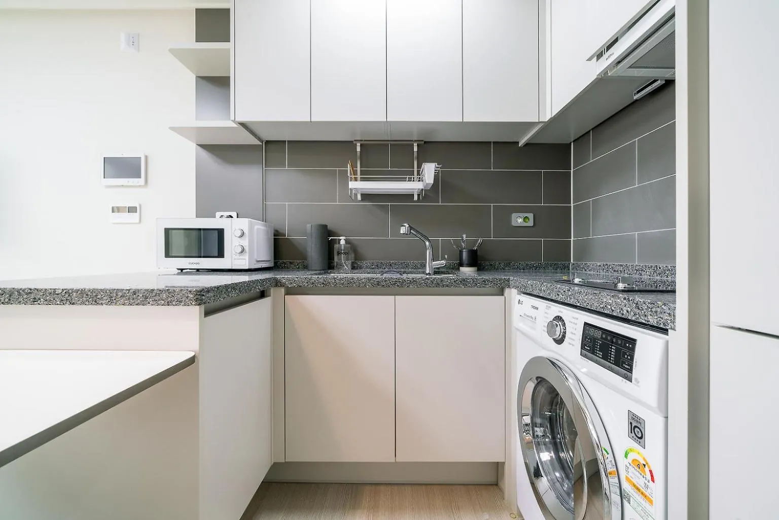 Urbanstay Songdo Moonlight Park Inchon 0*,