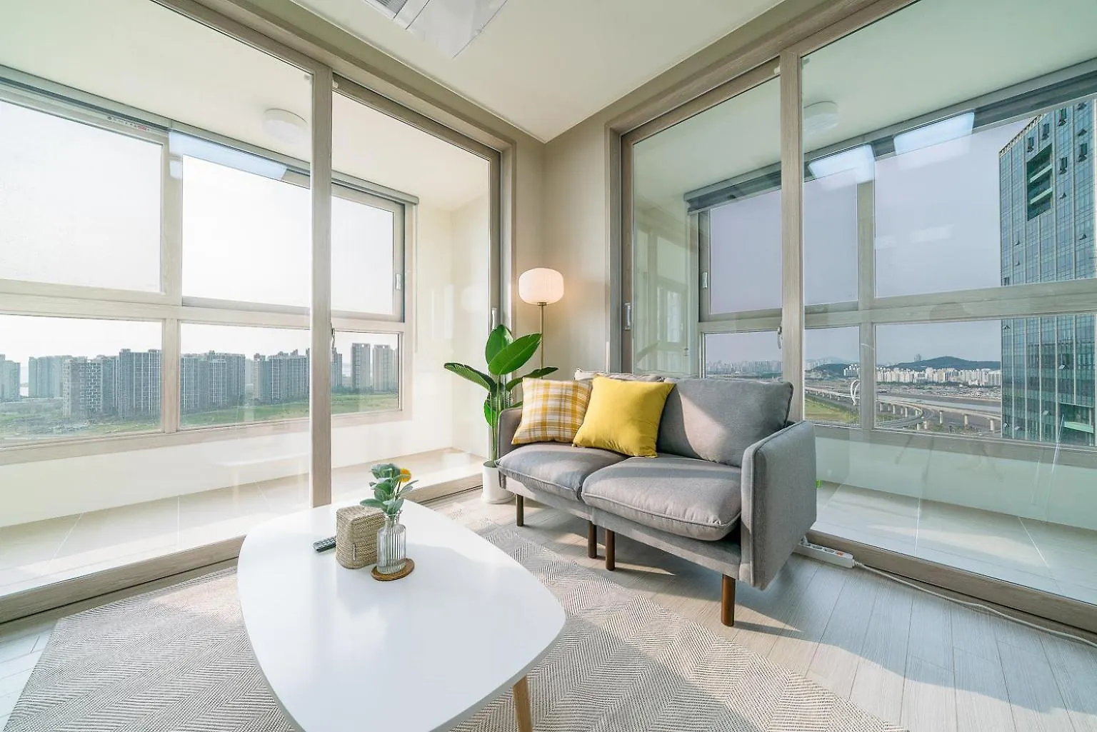Urbanstay Songdo Moonlight Park Incheon Apartment